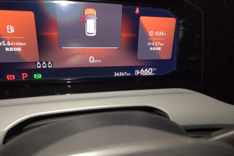 Used Volkswagen Golf 2021 280TSI DSG Pro Odometer Close Up