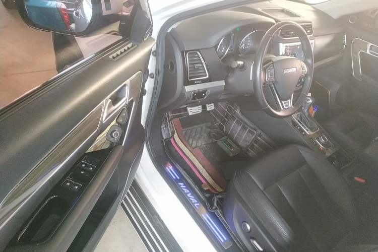 Used Haval H6 Coupe 2015 Blue Label 2.0T Automatic Two-Wheel Drive Prestige Model
