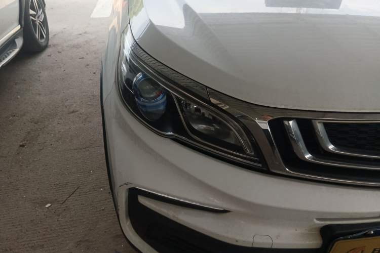 Used Geely Auto Vision X3 2019 Upgraded Model 1.5L CVT Elite Version
