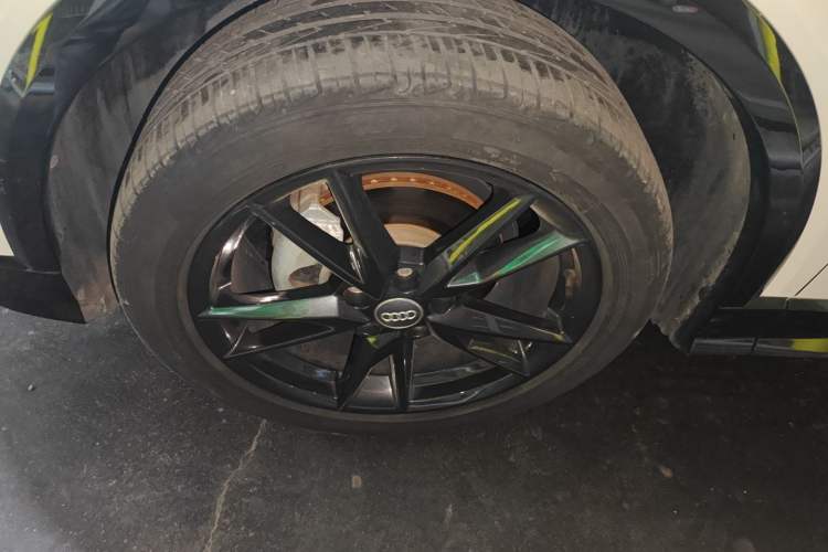 Used Audi Q2L 2021 35 TFSI Progressive Dynamic Edition Exterior 4