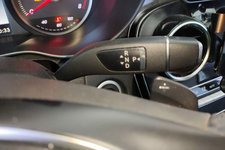 Used Mercedes-Benz C-Class 2016 C 180 L Sport Edition Gear Lever