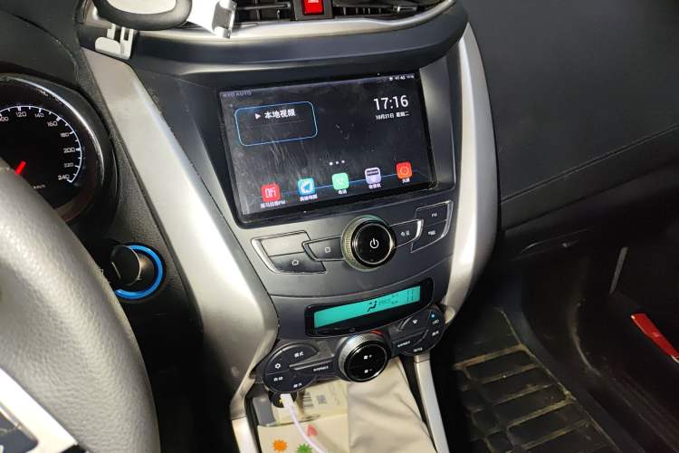 Used BYD Yuan New Energy 2018 EV360 Smart Connected Cool Model