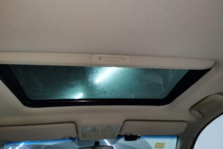 Used CHANGAN Raeton 2014 1.8T Automatic Elite Anniversary Edition China IV Standard