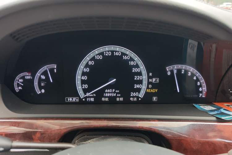 Used Mercedes-Benz S-Class 2010 S 400 L HYBRID Instrument Cluster