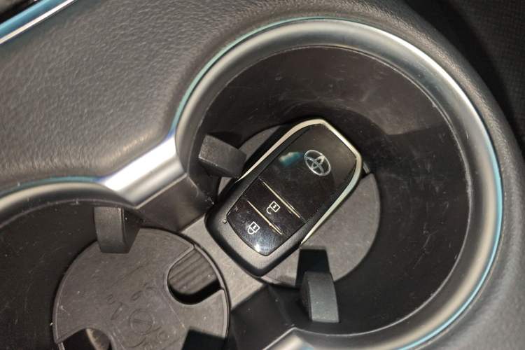 Used Toyota Harrier 2022 2.0L CVT Two-Wheel Drive Deluxe Edition