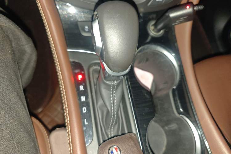 Used Buick Envision 2018 28T Four-Wheel Drive Luxury Model
