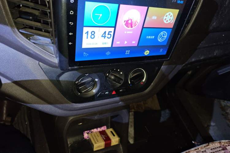 Used Wuling Hongguang V 2021 1.5L Jingqu Version LAR Audio And AC Panel