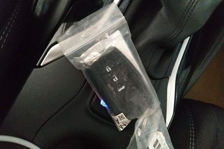 Used Toyota Allion 2022 2.0L Elite Edition Vehicle Key