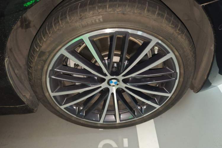 Used BMW 5 Series 2022 Restyled 530Li Leading Edition M Sport Package