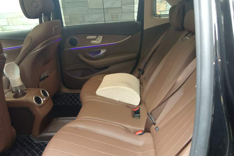 Used Mercedes-Benz E-Class 2018 Facelift E 300 L Luxury Edition