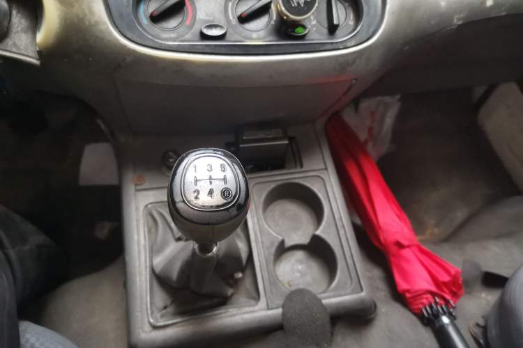 Used Jinbei Hiace 2014 2.0L 5th Generation Kuaiyunwang Business Version 4G20B