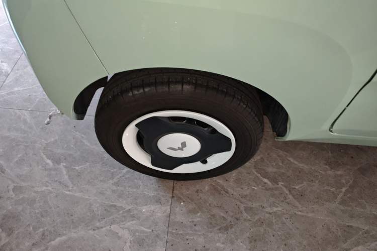 Used Wuling Hongguang MINIEV 2021 Macaron Premium Model – Lithium Iron Phosphate