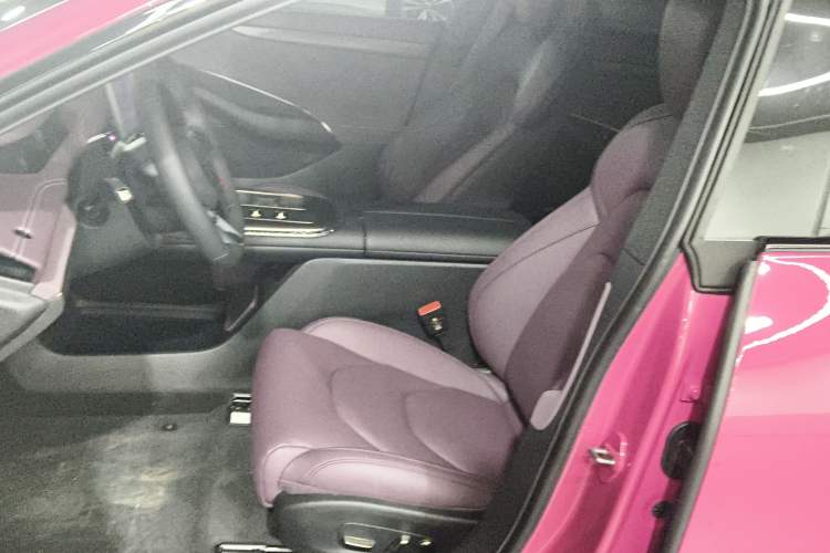 Used Xiaomi Auto SU7 2024 Rear-Drive Long-Range Intelligent Driving Version