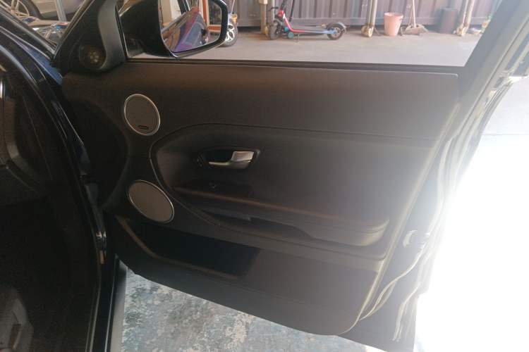 Used Land Rover Range Evoque 2014 2.0T 5-Door YAOZHEN Edition
