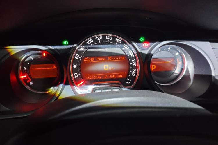 Used Citroen C5 2011 2.3L Automatic Zunyu Version
