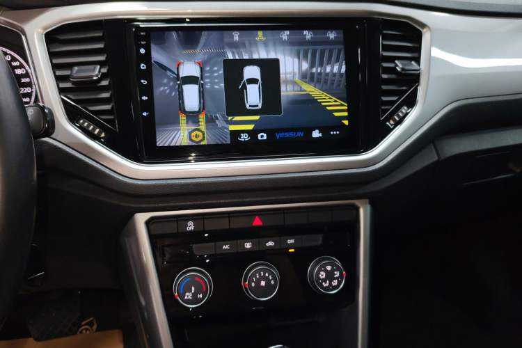 Used Volkswagen T-ROC 2020 230TSI DSG Two-Wheel Drive Advanced Version