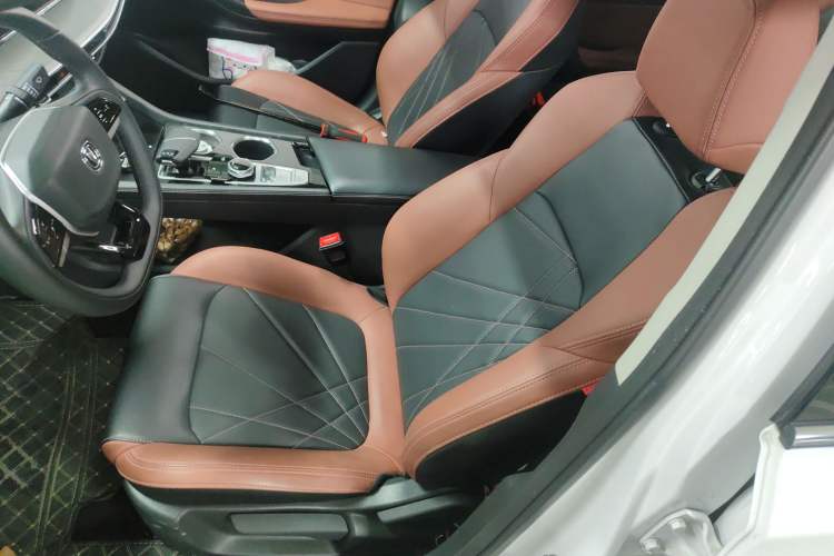 Used CHANGAN Eado 2023 Changan Edition PLUS Blue Whale NE 1.4T GDI DCT Prestige Version Left Front Seat