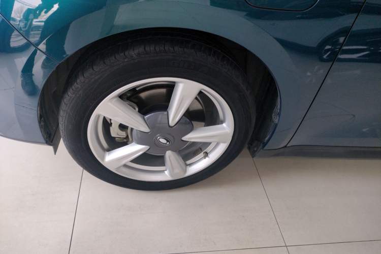 Used ORA Good Cat 2023 401 km Standard Range Luxury Version Lithium Iron Phosphate
