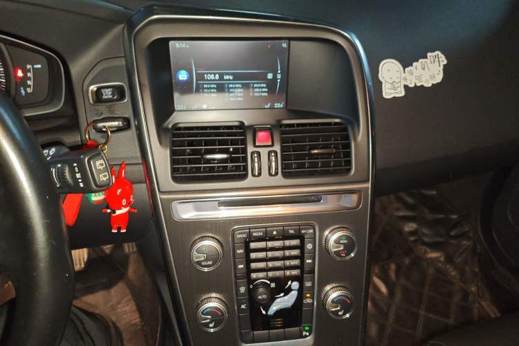 Used Volvo XC60 2014 T5 Zhiyi Edition
