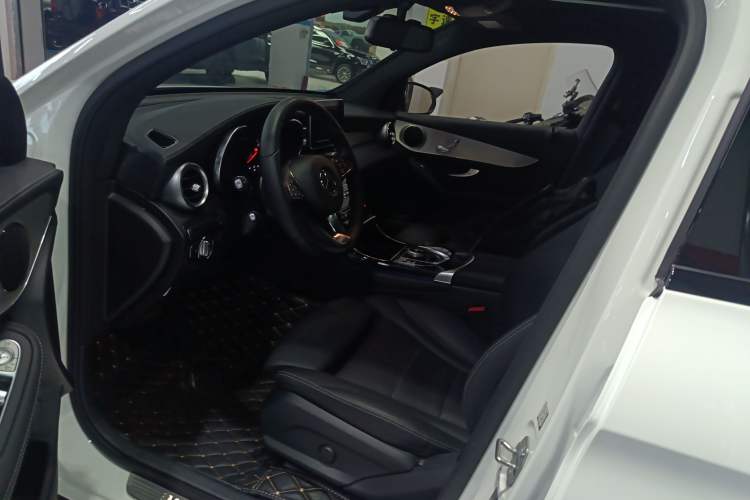 Used Mercedes-Benz GLC Coupe 2018 GLC 200 4MATIC Coupe SUV