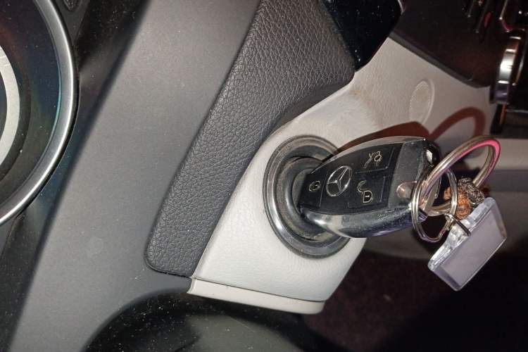 Used Mercedes-Benz C-Class 2013 C 180 CGI Classic