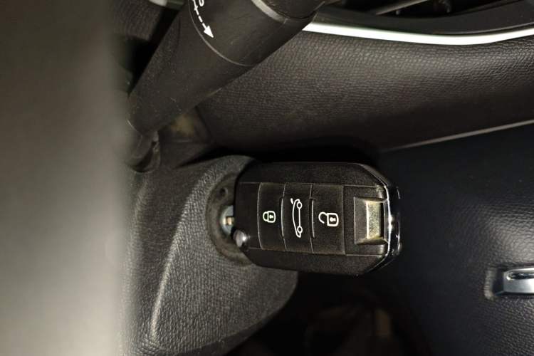 Used Peugeot 308S 2015 1.6T Automatic Jingchi Edition
