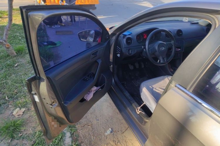 Used Volkswagen Jetta 2013 1.6L Manual Fashion Edition