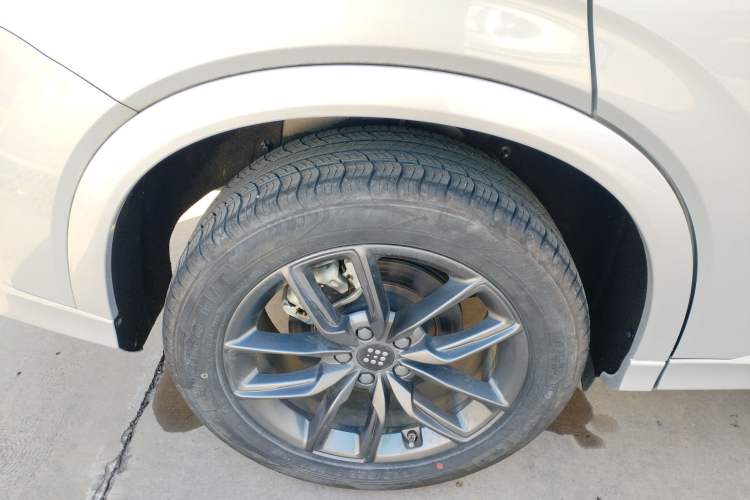 Used Landian E5 2023 1.5L DE-i 100KM Comfort Edition 7-Seater