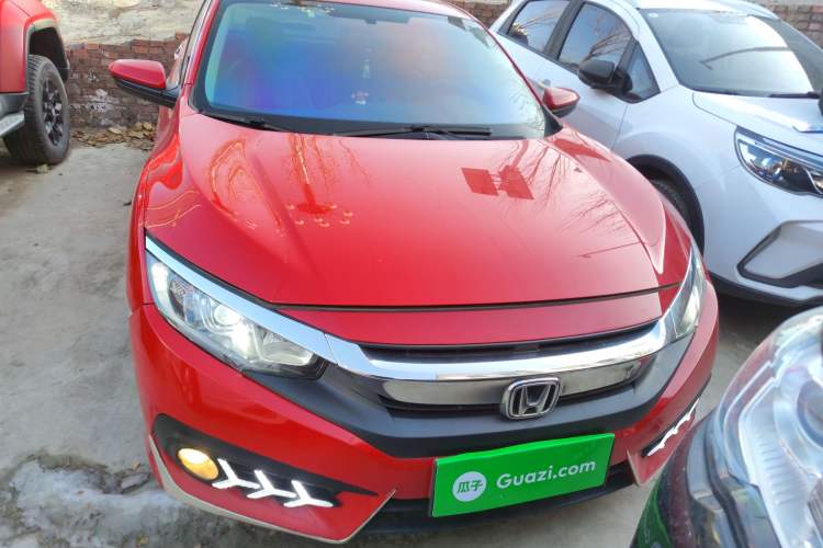 Used Honda Civic 2016 220TURBO CVT Luxury Edition
