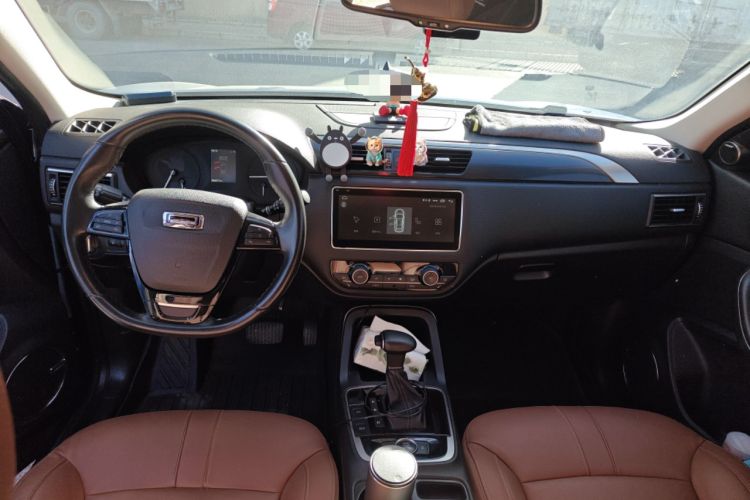 Used Qoros 5 2018 Revised Version 1.6T Automatic Flagship Edition
