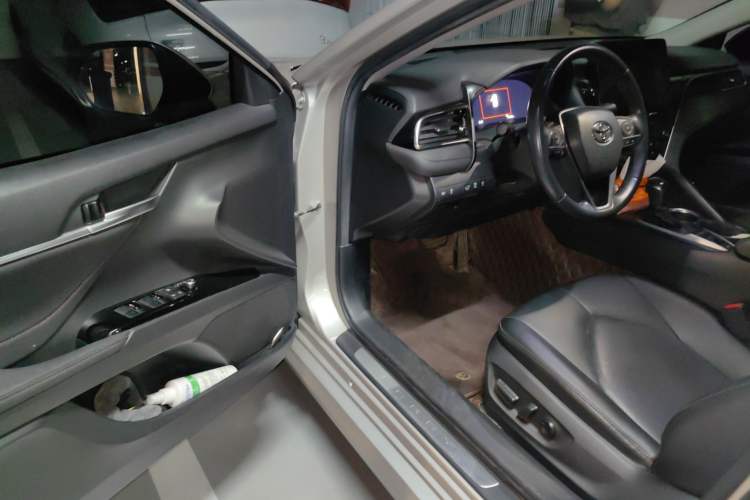 Used Toyota Camry 2021 2.5G Luxury Edition