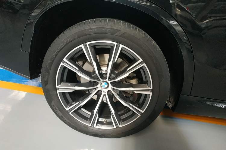 Used BMW X5 2022 xDrive 30Li M Sport Package
