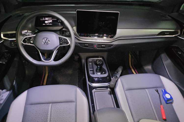 Used Volkswagen ID.4 CROZZ 2026 Model Pure Enjoyment Edition PURE Center Console