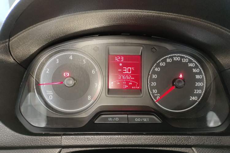 Used Volkswagen Jetta 2017 1.5L Manual Fashion Edition
