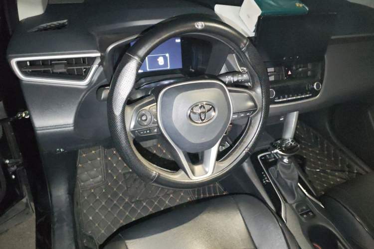 Used Toyota FRONTLANDER 2024 2.0L CVT Elite Edition
