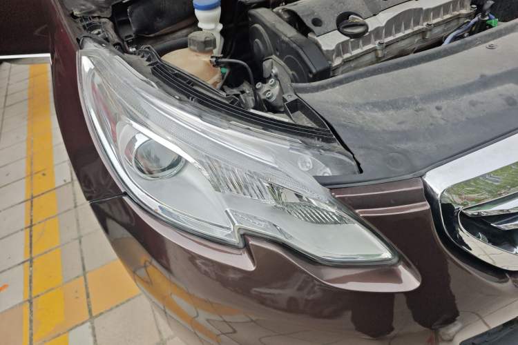 Used Peugeot 2008 2014 1.6L Automatic Fashion Edition
