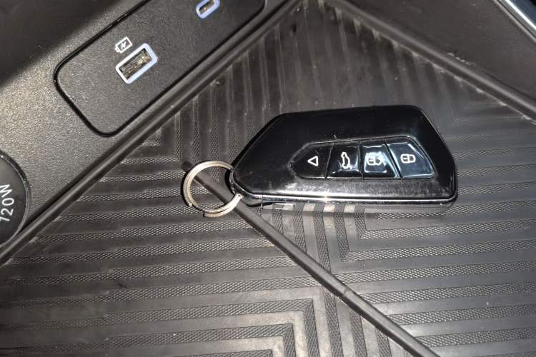 Used JETOUR Dashing 2024 1.5T DCT Starlight Shine Pro Edition
