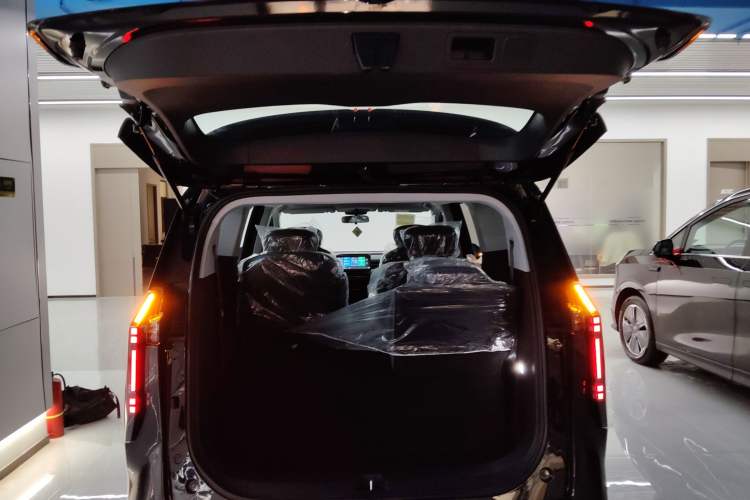 Used SAIC MAXUS Dajia 7 2024 Revised Version Super Hybrid Long-Range Edition Enjoyment Version