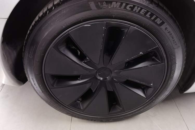 Used Tesla Model 3 2023 Rear-Wheel-Drive Version