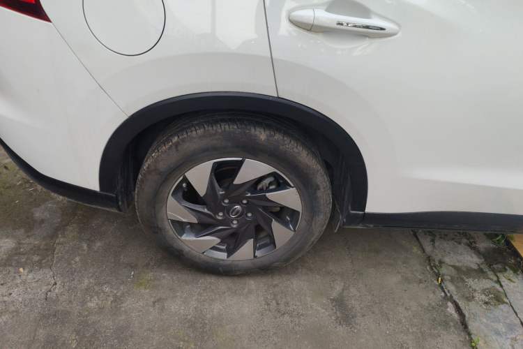 Used GAC Trumpchi GS4 2021 270T Automatic Elite Tech Edition Right Rear Wheel Hub