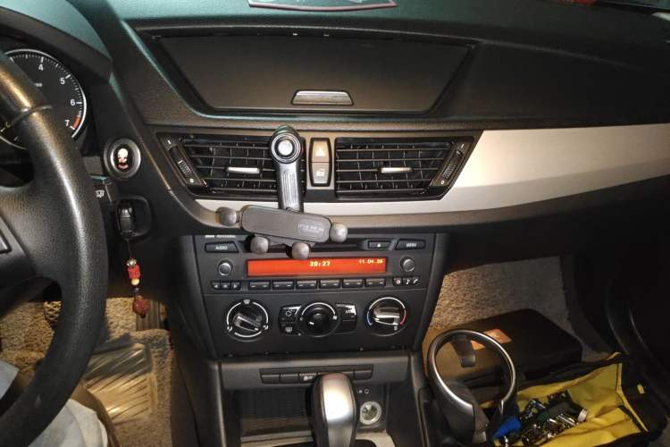 Used BMW X1 2012 sDrive18i Fashion Model Audio And AC Panel