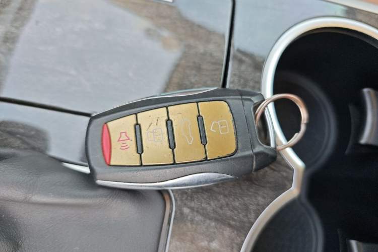 Used Haval H8 2015 2.0T Two-Wheel-Drive Elite Version