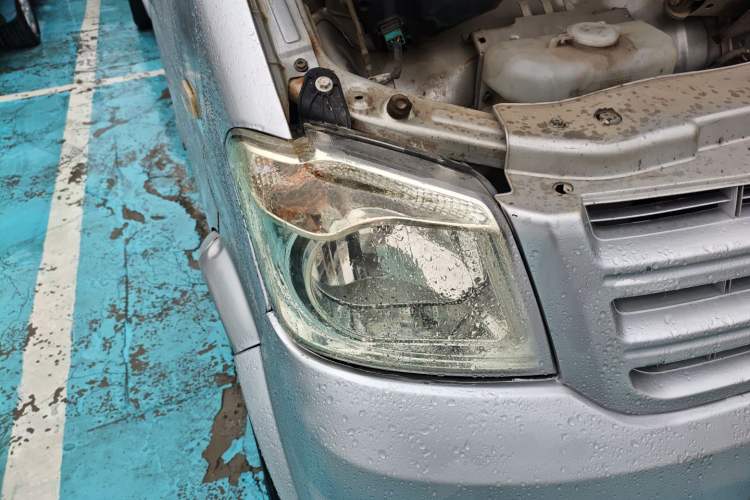 Used Dongfeng Xiaokang K07S 2015 1.2L Practical Version DK12-05 Exterior 6