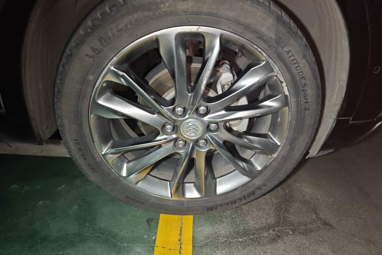 Used Buick Enclave 2020 28T All-Wheel Drive Avenir Exterior 1