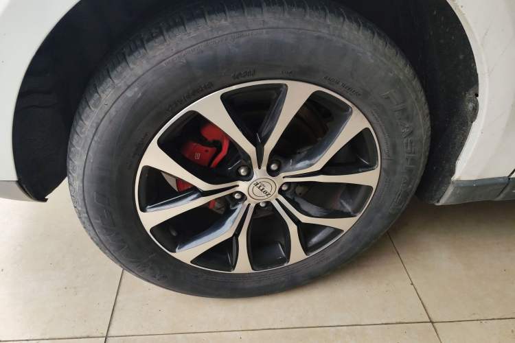 Used Zotye T600 2016 Sports Edition 1.5T Manual Luxury Model Left Front Wheel Hub