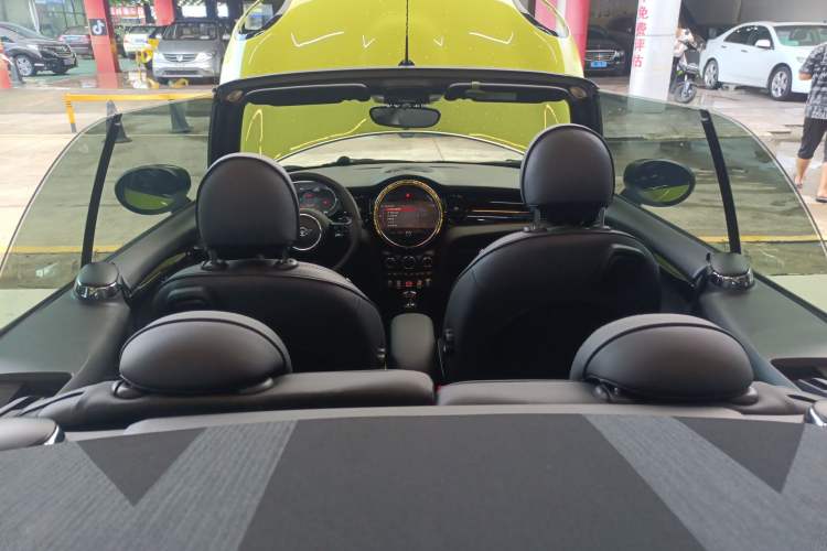 Used MINI MINI 2023 Second Facelift 2.0T COOPER S CABRIO Artist