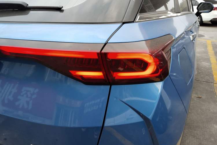 Used Bestune T77 2019 230 TID Automatic Luxury Version China VI Emission Standard