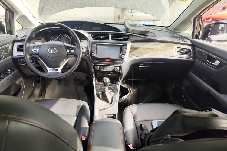 Used Great Wall C50 2014 Upgraded Model 1.5T Manual Elite Version