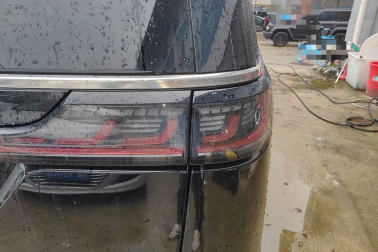 Used VOYAH Dream 2025 PHEV Four-Wheel Drive Prestige Qiankun Edition Exterior 3