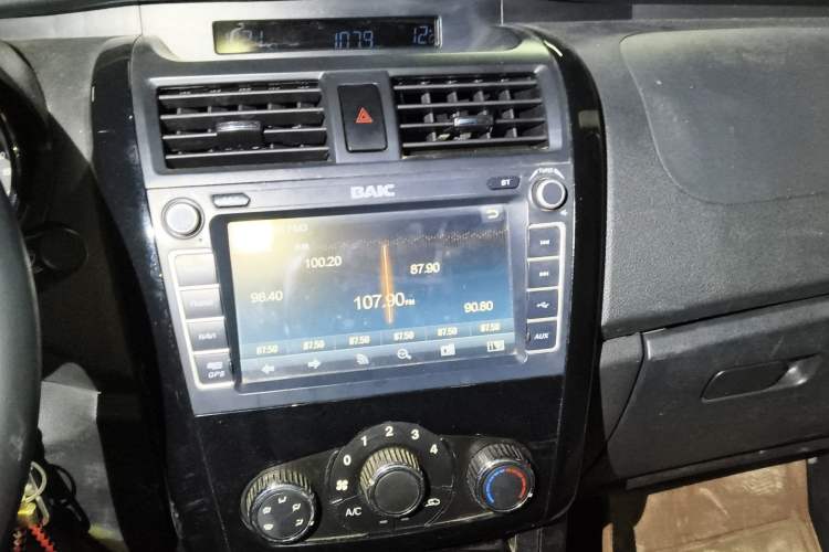 Used HYOSOW S3 2016 1.5L Manual Comfort Version China V Audio And AC Panel